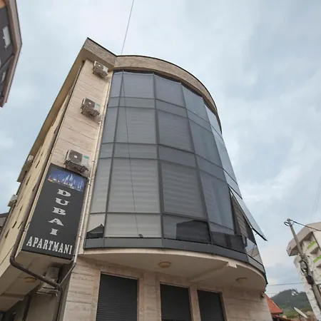 Apartmani Umayah-Dubai アパート ノヴィ・パザル