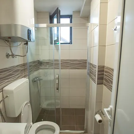 アパート Apartmani Umayah-Dubai *