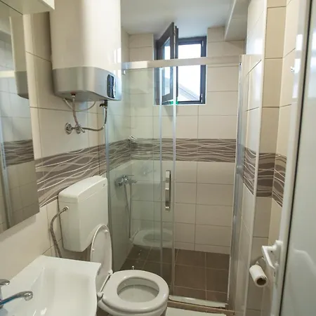 アパート Apartmani Umayah-Dubai